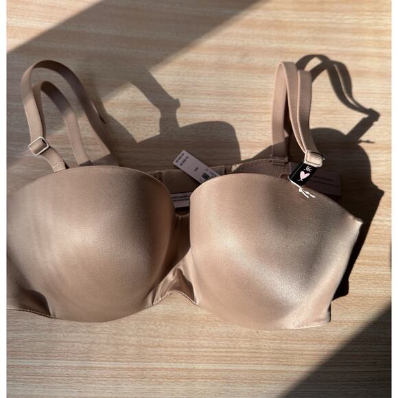 Victoria Secret Lined Strapless Bra 32 D Nude Tan Padded Underwire NWT - Picture 1 of 9